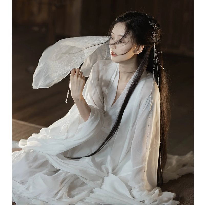 白色神明少女汉服女古装超仙气飘逸古风连衣裙古典舞蹈演出服套装