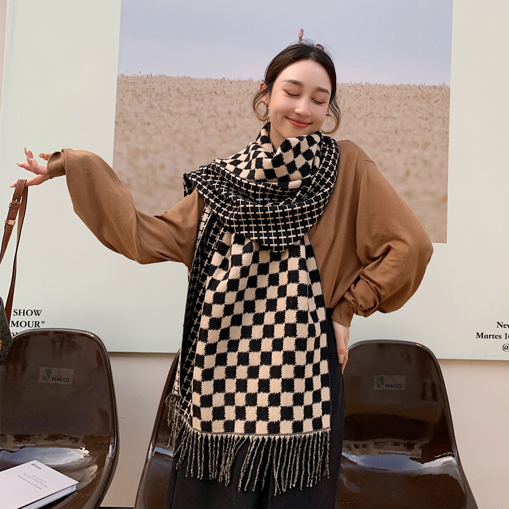 Autumn and Winter New Elegant Long Fringe Letters Chessboard Plaid Scarf Scarf Women's Thickened Long Section Cashmere-like Talma