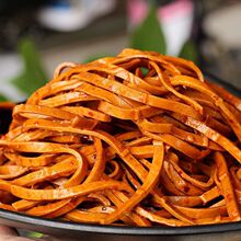 麻辣豆腐丝五香卤香辣红油凉拌牛皮豆干即食成品凉菜熟食兰花批发