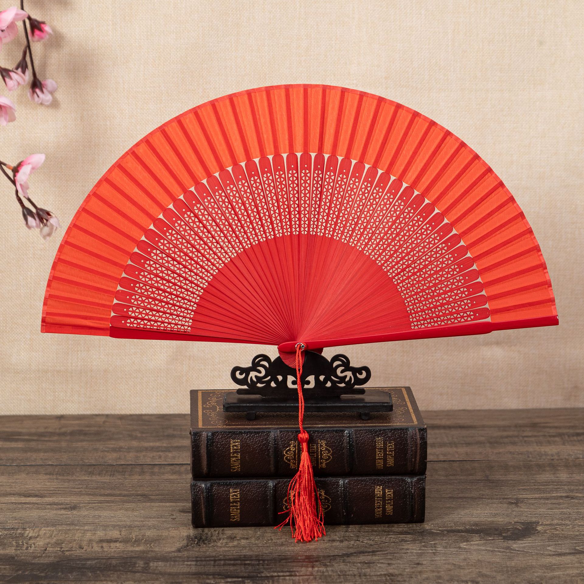 烤漆大红色喜庆扇子折扇中国风女式古风古典舞蹈扇工艺扇旗袍配扇