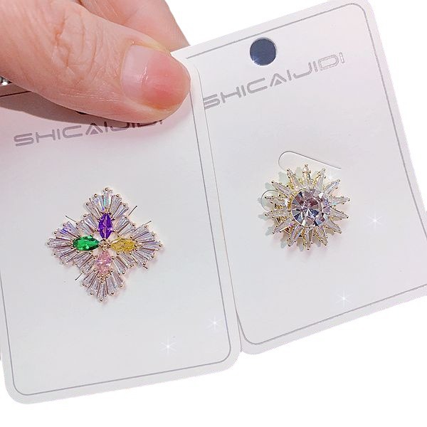 Super Flash Zircon Micro-Inlaid Small Brooch Mini Collar Pin Shirt Collar Stud Light Luxury Advanced Cufflinks Neckline Clip Wardrobe Malfunction Proof Pin