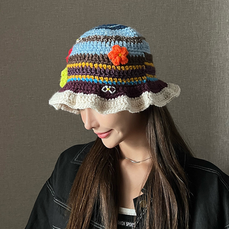 ins手工编织花朵针织渔夫帽子女 秋冬百搭撞色毛线水桶盆帽批发
