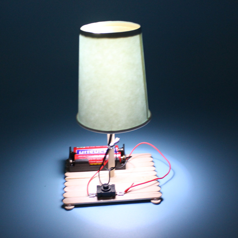 通用技术作品高中材料手工制作台灯科技制作小发明废物利用环保