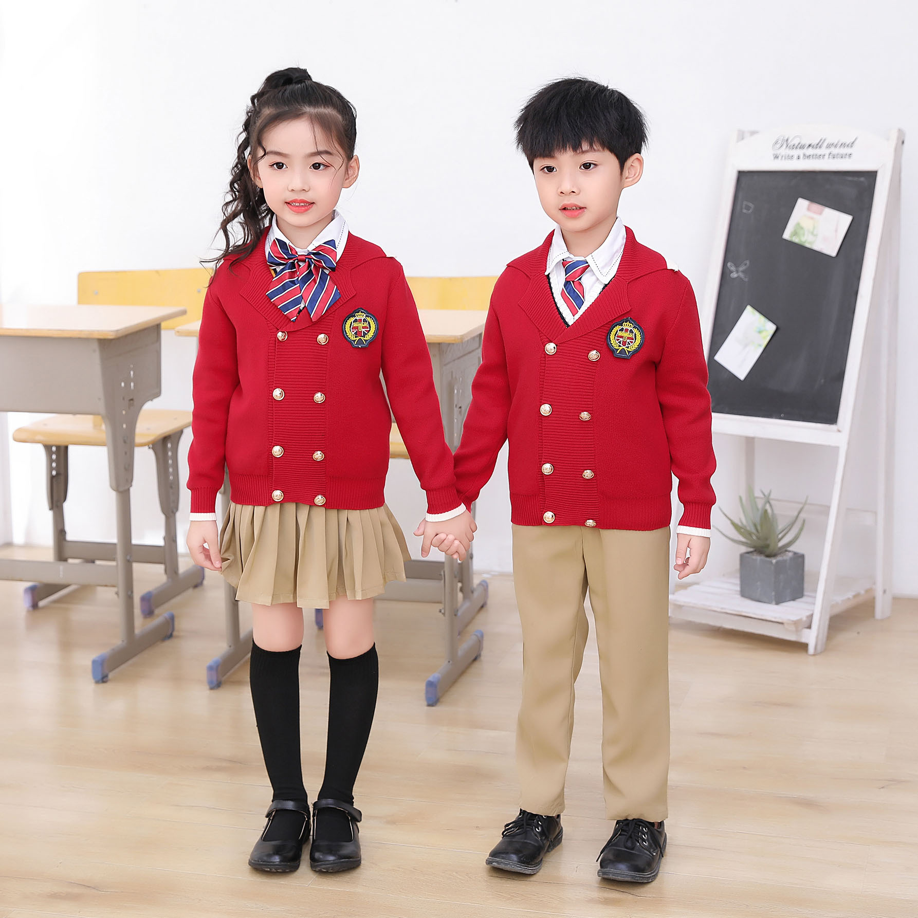儿童英伦风校服中小学生班服三件套学院风幼儿诗朗诵合唱毛衣校服