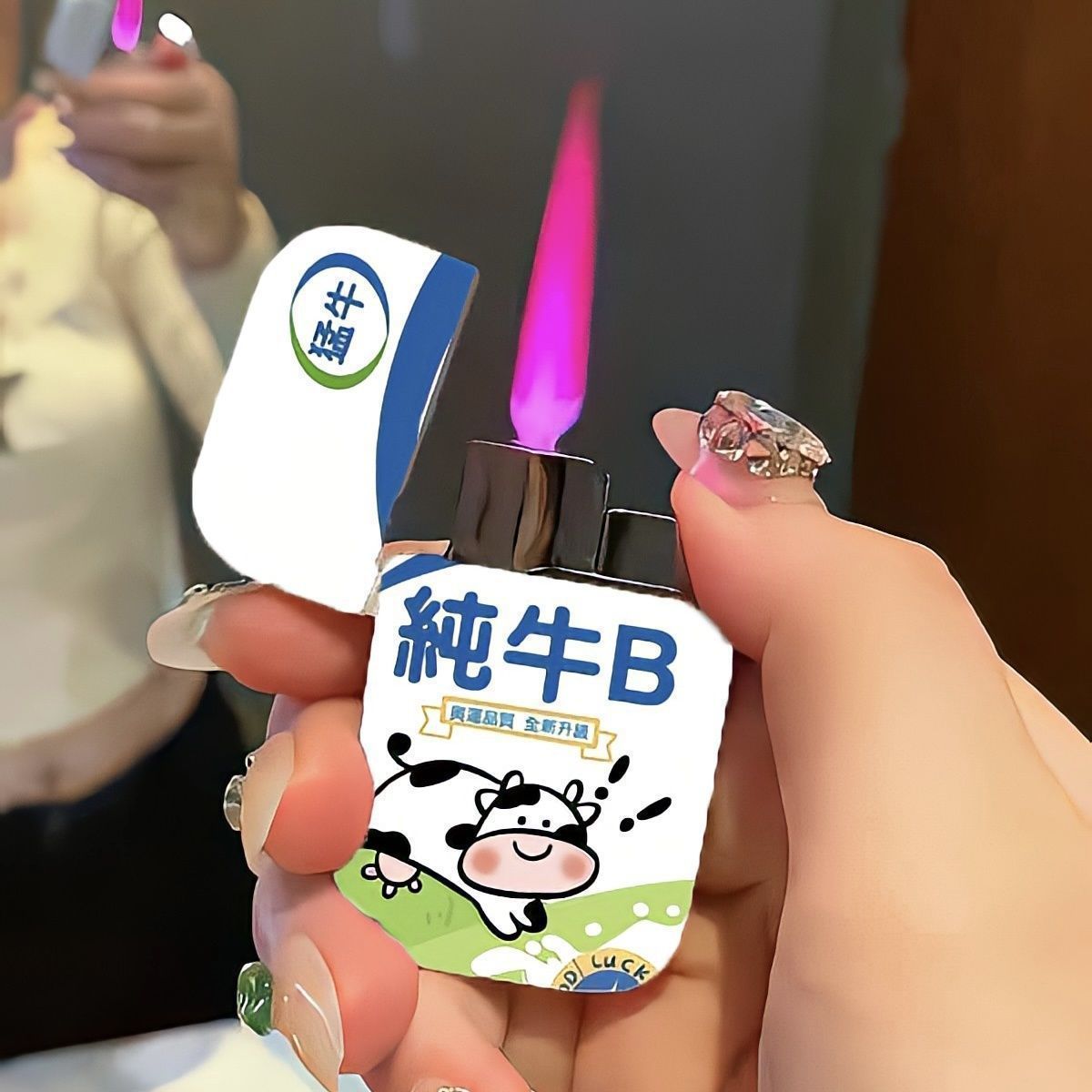 可爱防风打火机农夫三拳AB钙白兔系列创意点火器礼物送男朋友代发