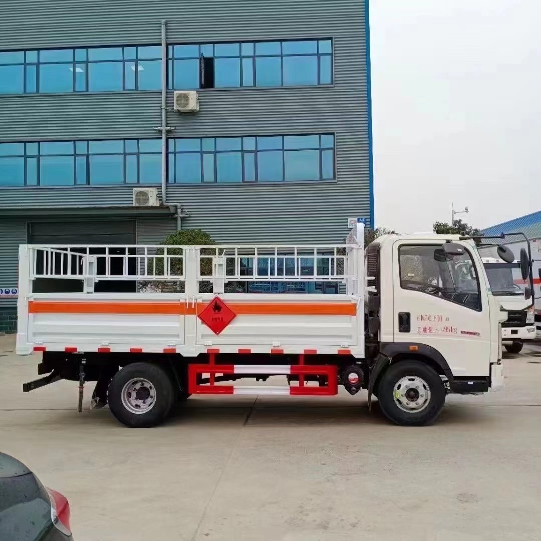 小型液化气车
