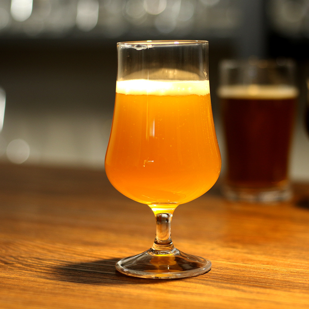 现货供应人工吹制水晶玻璃小容量精酿啤酒杯精酿啤酒屋多种用途