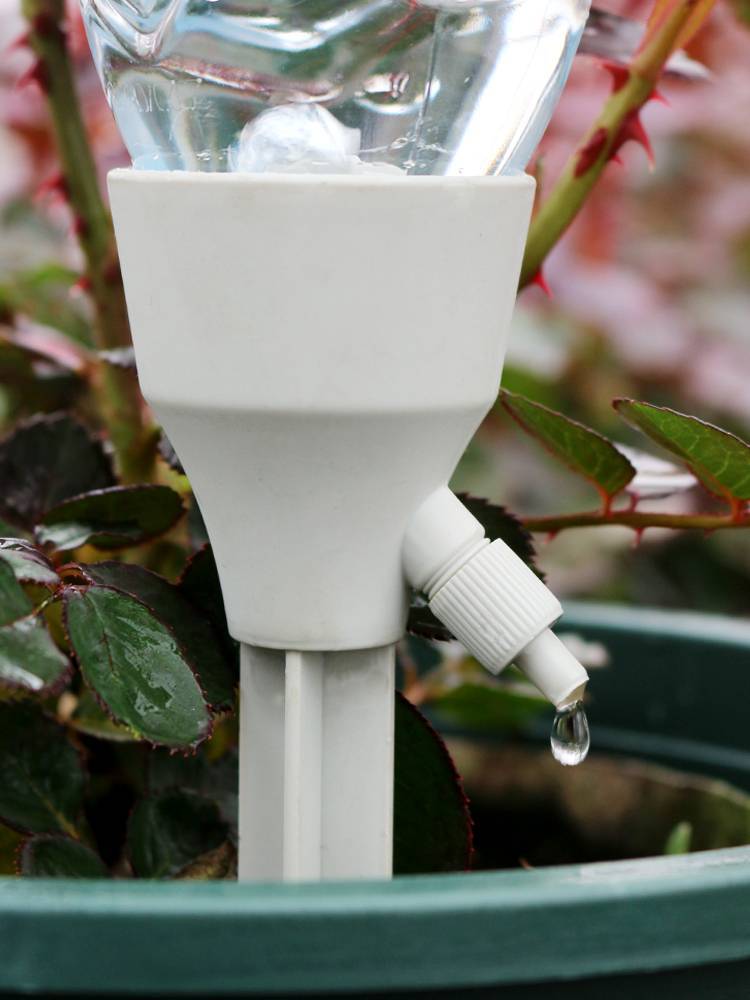 滴水器浇花懒人家用绿植定时浇花器滴灌出差渗水器自动浇水器