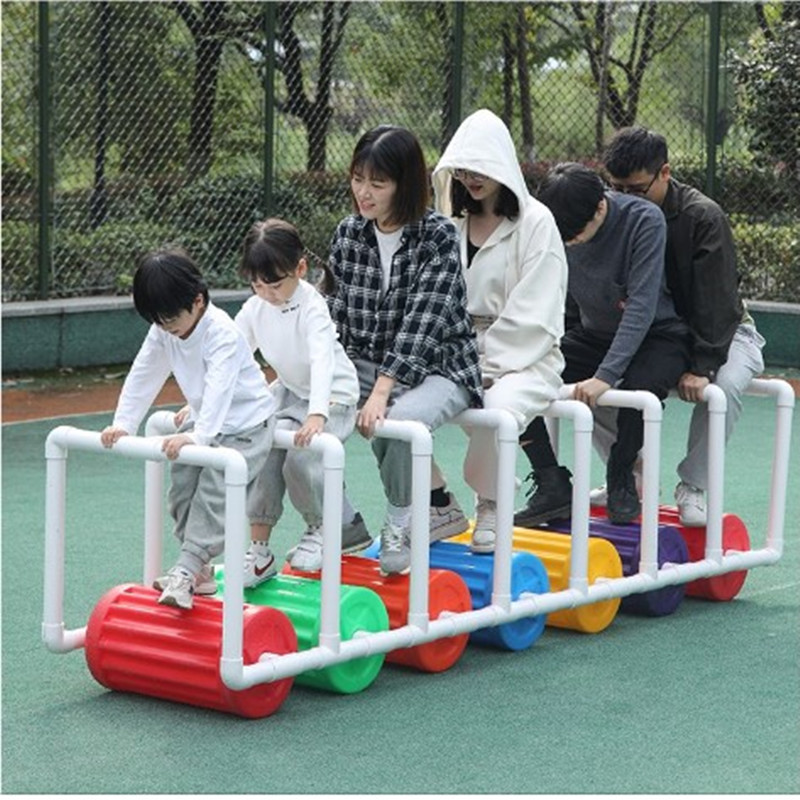 幼儿园户外体育活动器械多人七彩滚筒脚踩协力水车滚筒协力车玩具