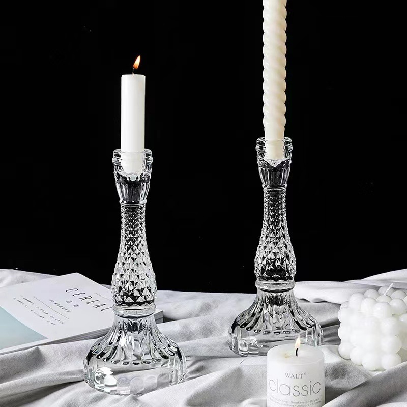 Factory Direct Sales French Retro Ins Crystal Glass Candlestick Pole Candle Low Seat Romantic Table Candlestick Furniture Furnishing Articles