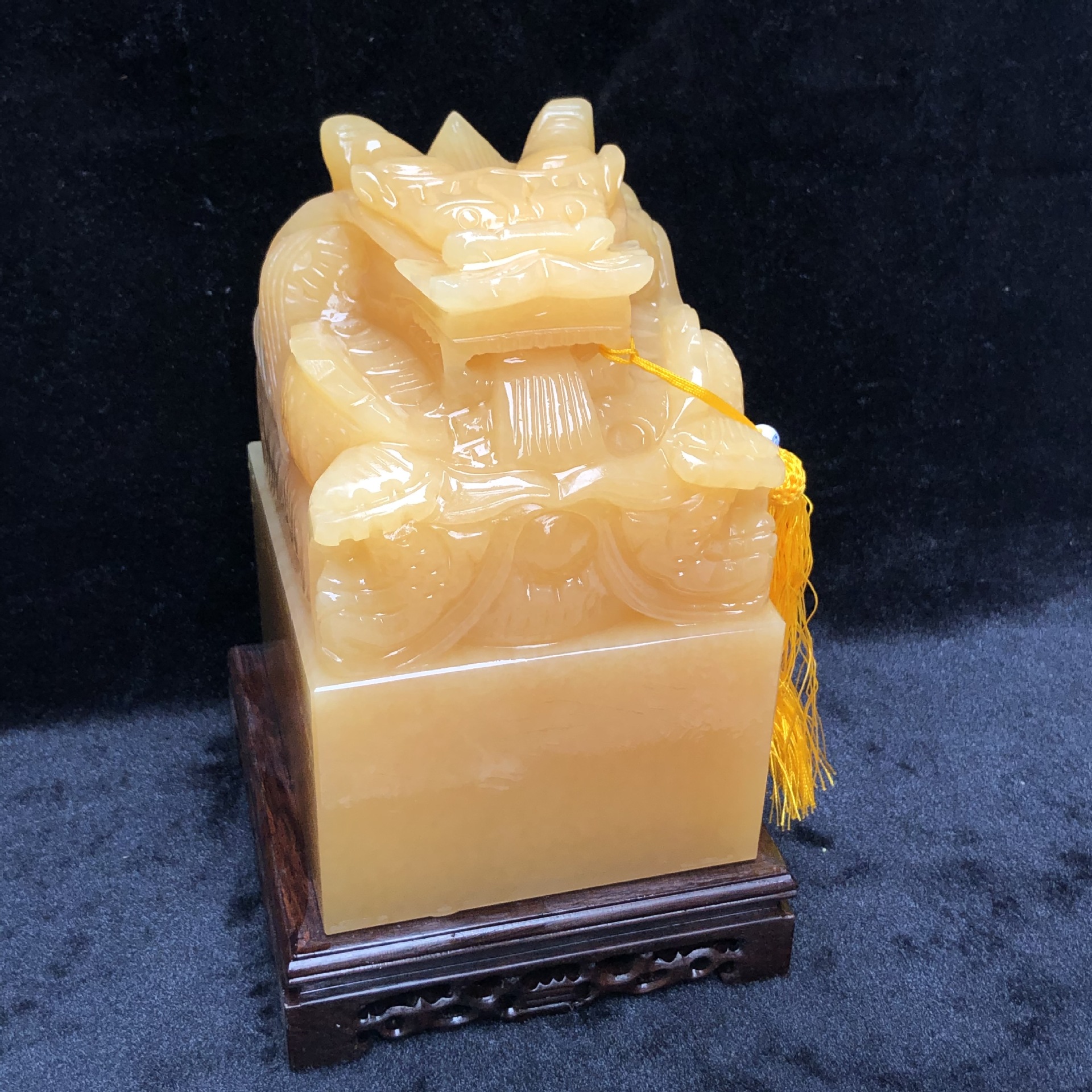 米黄玉印章摆件黄龙玉石龙头玉玺印章公司办公家庭礼品摆件批发