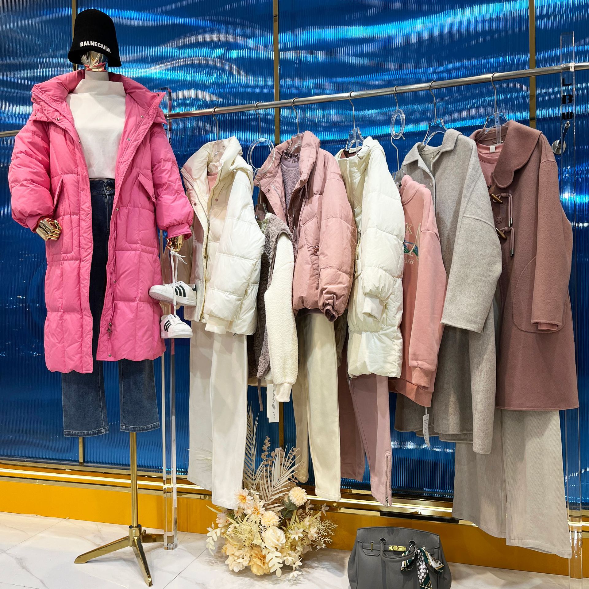 画梦羽秋冬文艺女装反季尾货专卖店过季库存杭州品牌女装撤柜货源