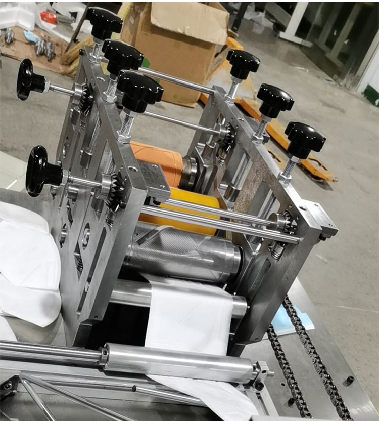 一次性超声波口罩焊接机全自动无纺布折叠口罩机