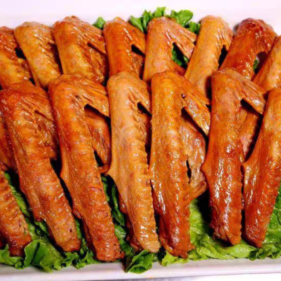 依安二陈烤鹅鹅翅东北特产散养大鹅零食开袋即食500克