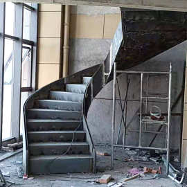 旋转楼梯钢架楼梯