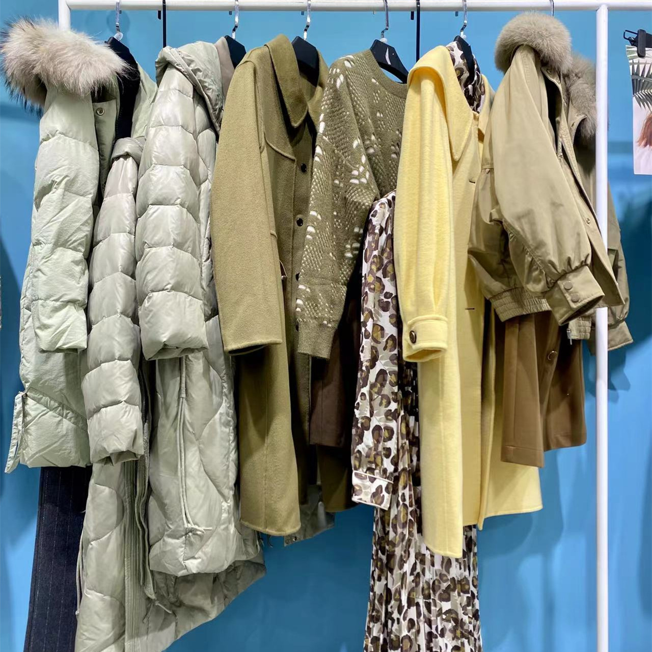 依薰22秋冬品牌折扣女装库存尾货批发清仓货源处理杭州四季青服饰