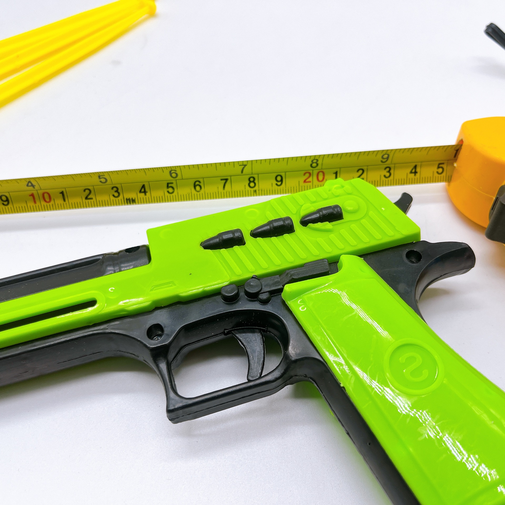 儿童软弹枪吸盘枪玩具宝宝手枪子弹可发射小学生礼物套圈圈夜市