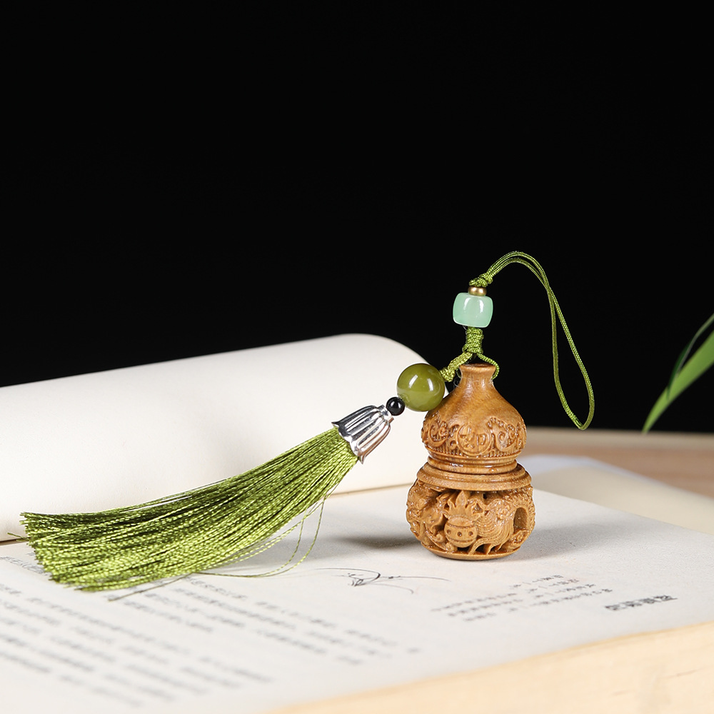 绿檀木大葫芦扩香器挂饰香囊手机吊坠创意汽车挂件车内古风装饰品