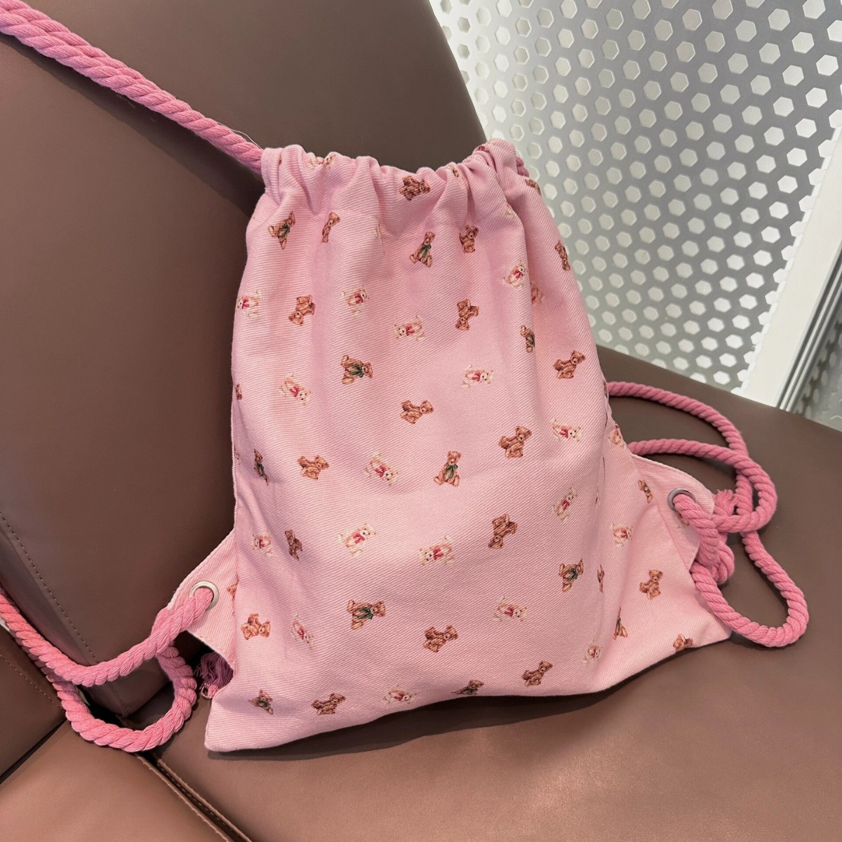 粉色小熊双肩包大容量收纳袋运动背包抽绳学院风少女心高颜值书包