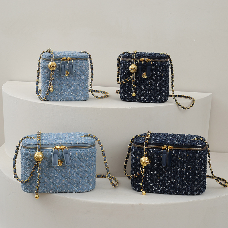 Denim Shoulder Bag Wholesale New Fashion Retro Blue Chain Messenger Bag Trendy Texture Western Style Commuter Box Bag