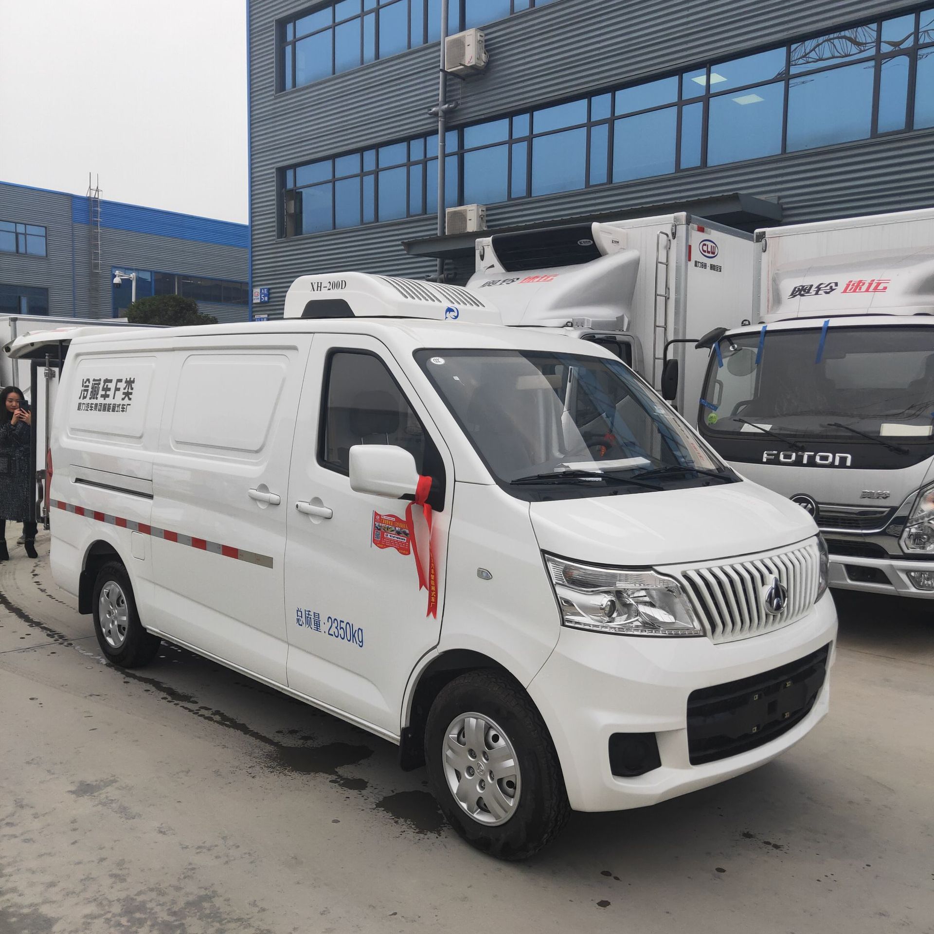 国六长安睿行冷藏面包车药品冷藏城市冷链配送车工厂直购