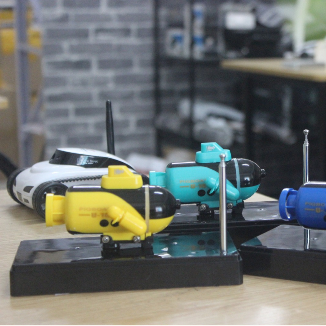 代发现货四通道遥控潜艇 遥控船 遥控潜水艇儿童玩具 金光777-219