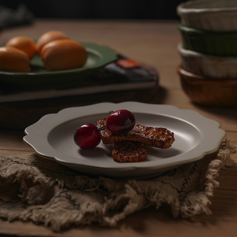 新中式花边陶瓷餐盘不规则平盘家用菜盘复古风绿色牛排早餐宽边盘