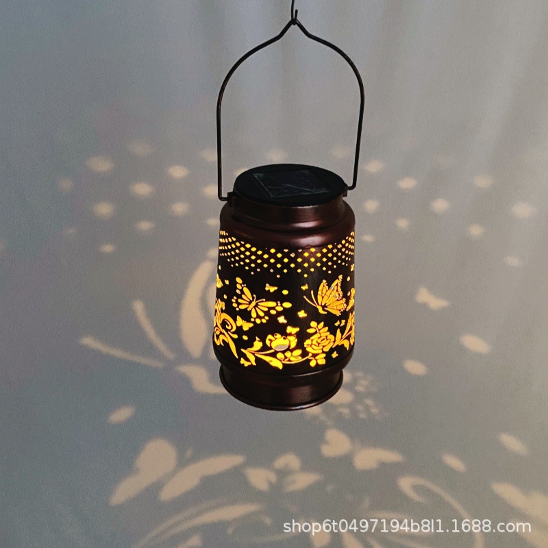 太阳能铁艺镂空灯笼户外防水3d蝴蝶投影庭院铁质悬挂灯草坪景观灯