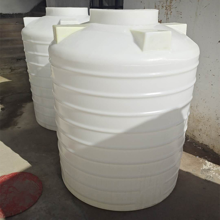 1吨稀盐酸储罐 2吨耐酸碱农药罐塑料储罐 3吨pe水箱滚塑一次成型