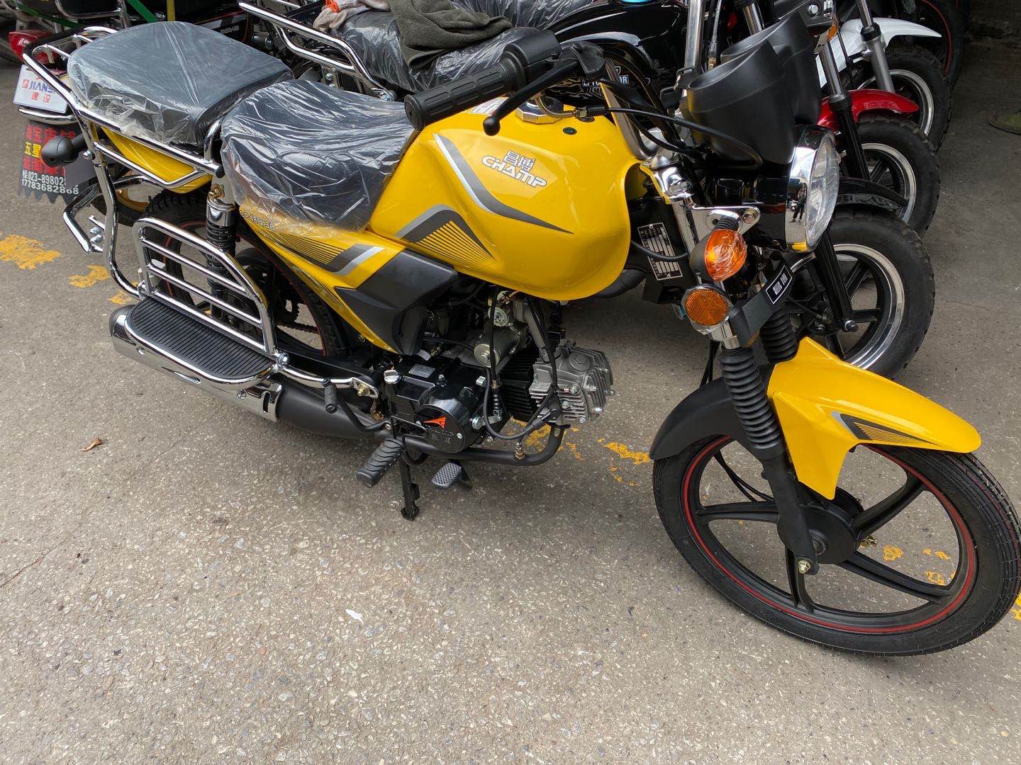 f照可上蓝牌48cc轻便燃油助力代步两轮摩托车70款110排量国四电.