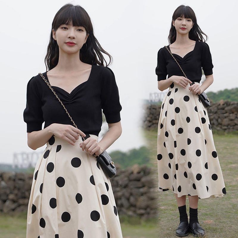 单/套装 夏季波点半身裙配针织上衣女高腰弹力显瘦长款裙子夏伞裙