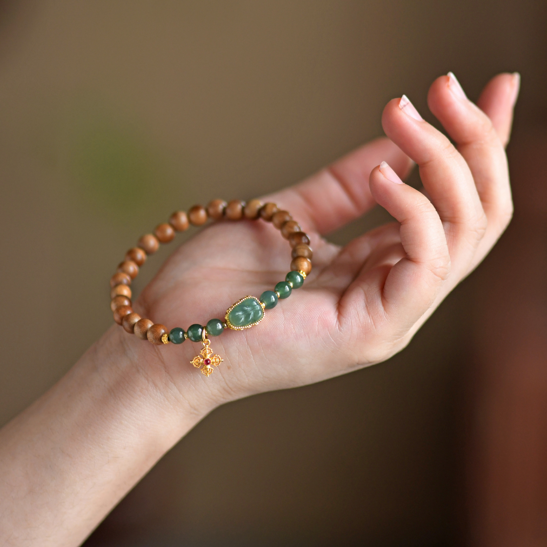 印度老山檀香手串国潮木质男女士情侣文玩念珠手链中国风佛珠批发