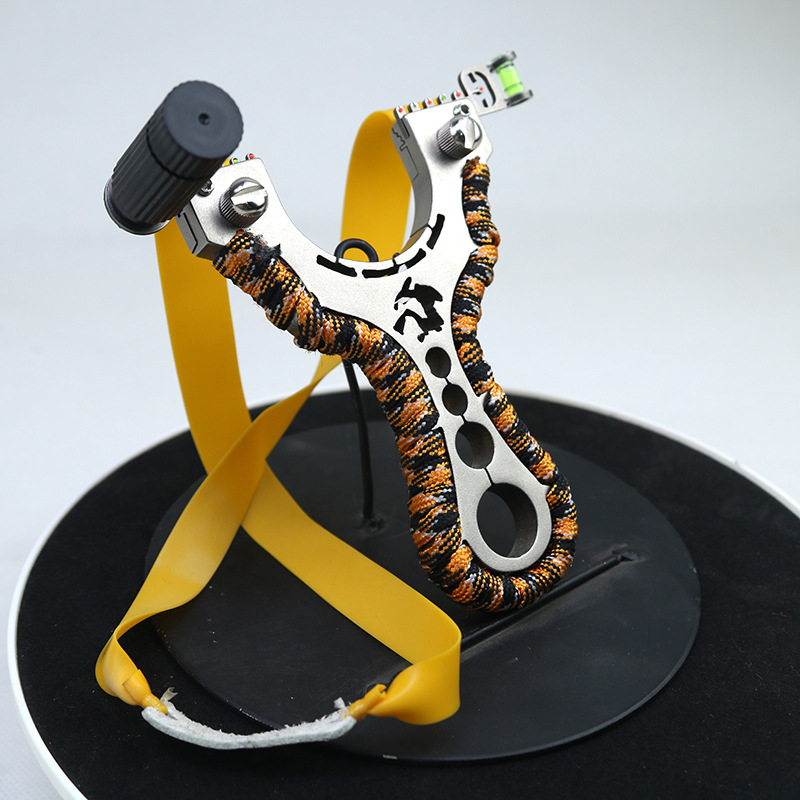 批发水平仪瞄具扁皮快压弹弓大威力98k临沂不锈钢怒狼弹弓-阿里巴巴