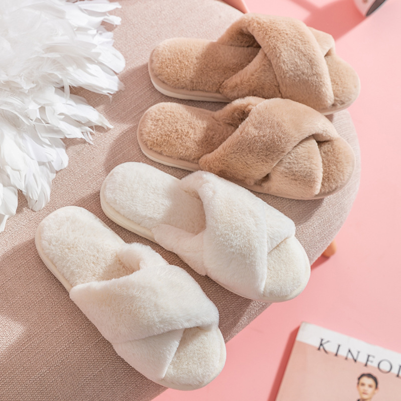 New Cross-Border European and American Indoor Plush Cross Fluffy Slippers Women's Cute Simple Home Warm Flat Cotton Slippers