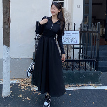 2023秋冬季法式赫本风黑色长袖针织连衣裙子女高级感显瘦打底长裙