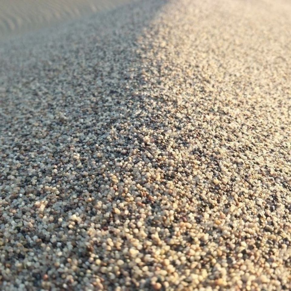 甘肃腾格里沙漠干掣缮粗沙鱼缸风景沙宝宝玩具沙多肉铺面圆粒沙