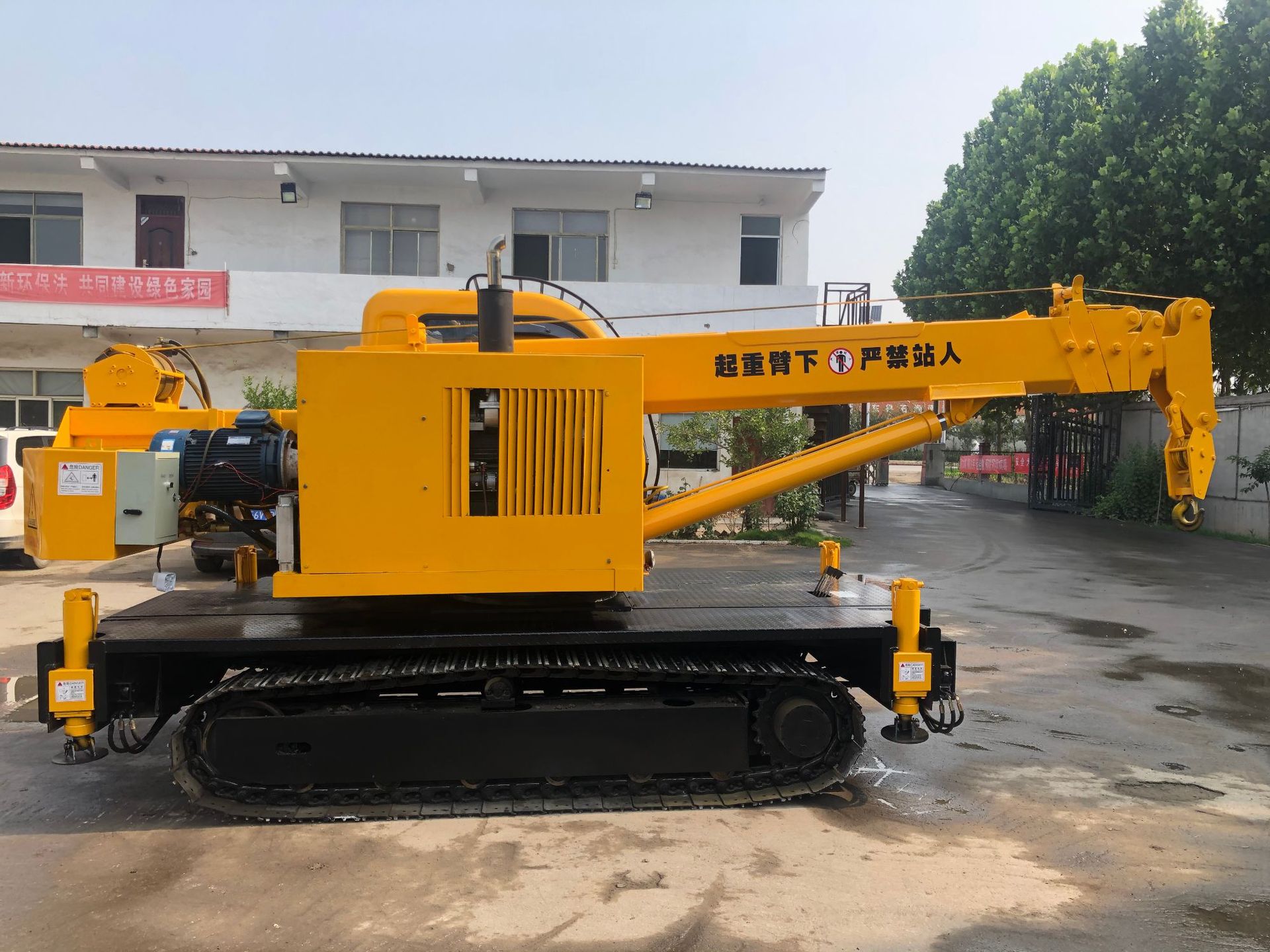 园林移树履带吊 山地沼泽直臂式起重机 全地形越野吊车