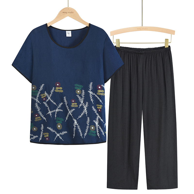 Middle-aged and Elderly Women's Summer Short-sleeved Suit Mother's Suit 60-year-old Printed Grandma's Top and Pants Two-piece Suit image