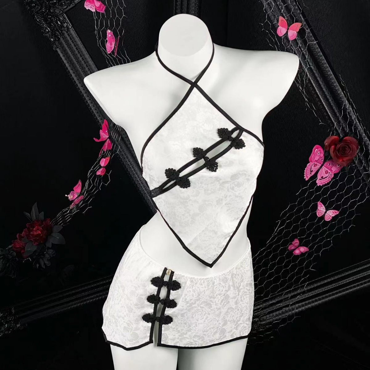 情趣内衣纯欲制服肚兜诱惑情调套装性感床上旗袍新款情趣衣服套装