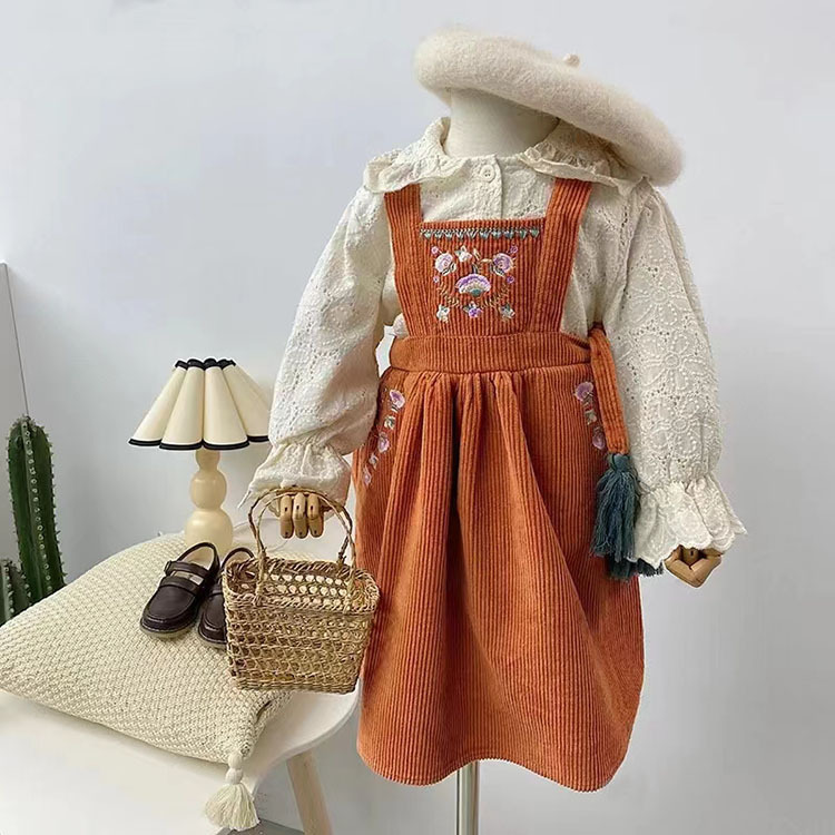 个么 九两 莉莉白2022秋款工厂尾货直播实体货源折扣批发