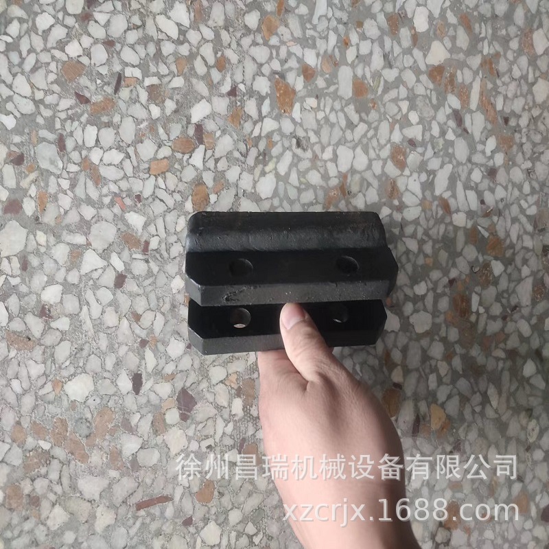 徐州徐工铣刨机384203657耐磨板工程机械原厂配件