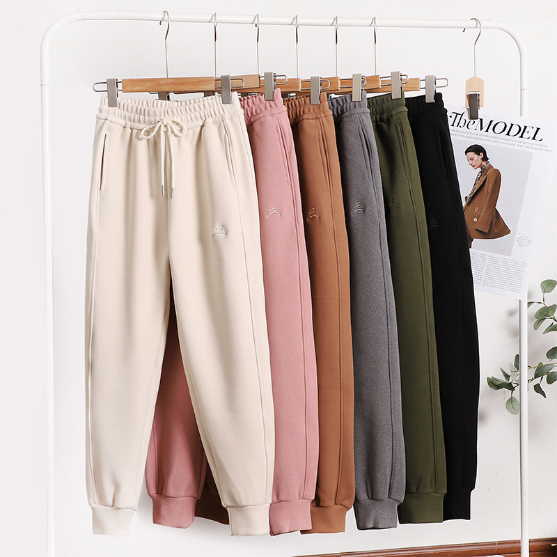 Windproof Trousers Women's Autumn Winter Ankle-Banded Thickened Casual Pants Outdoor Loose Sports Pants Versatile Harem Chic Velvet Sweatpants Women