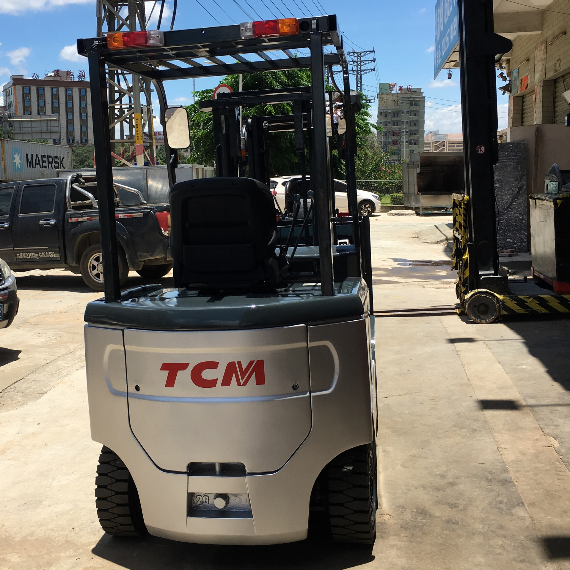 2吨tcm电动叉车 fb20-7tcm电叉车两级标准门架升高3米2吨叉车出租