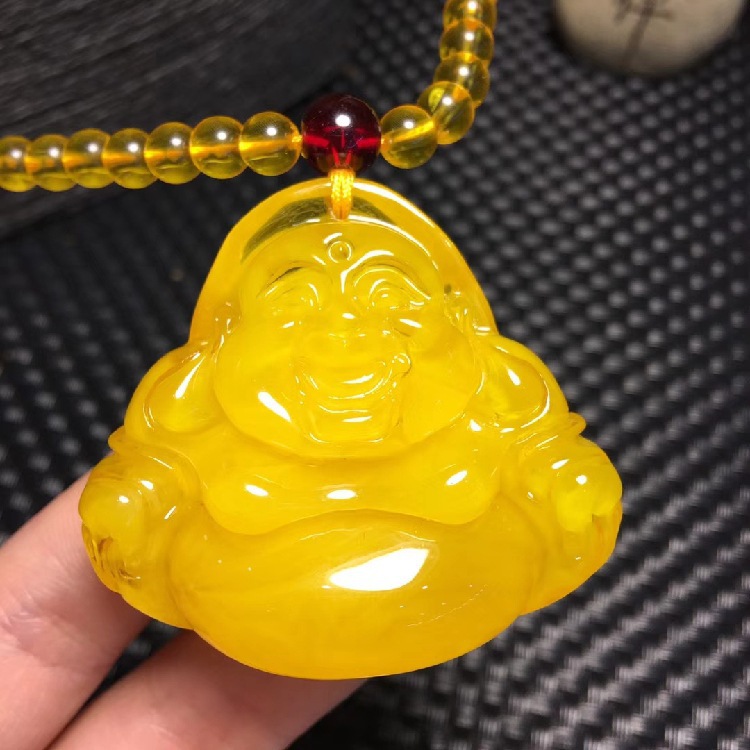金珀利琥珀蜜蜡黄蜜鸡油黄精雕弥勒佛笑佛佛公吊坠女款项链毛衣链