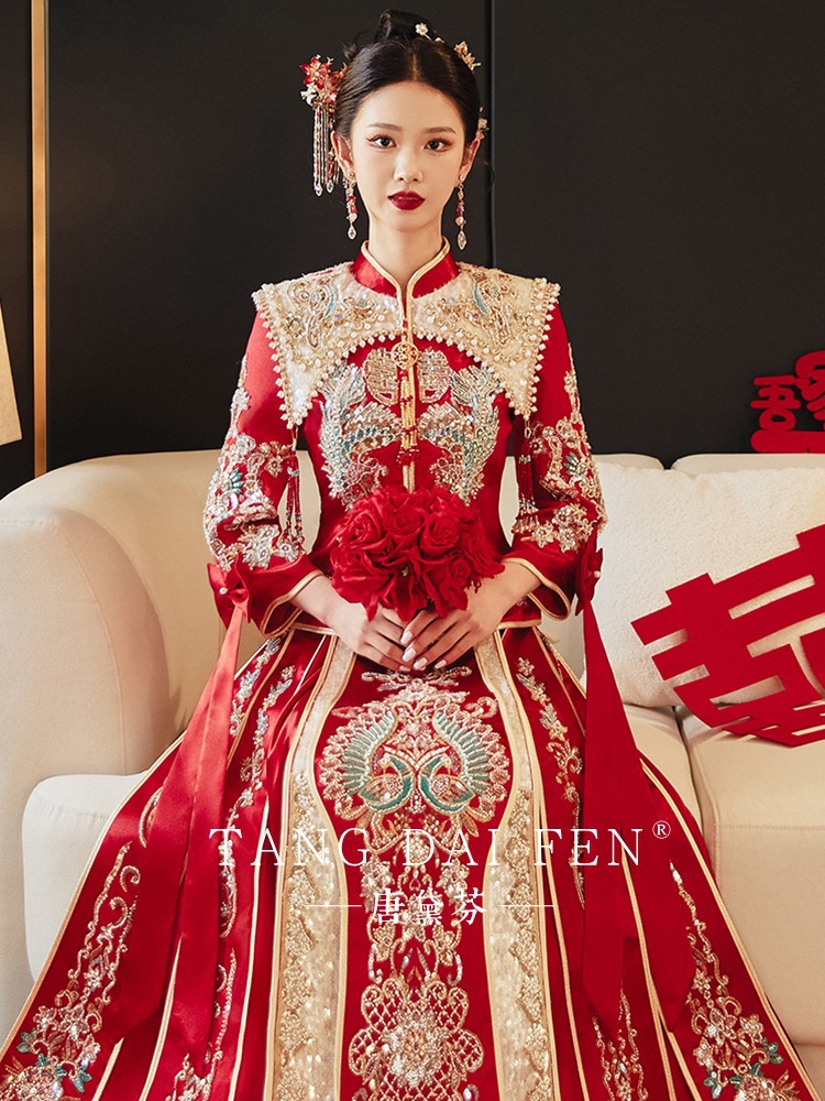 秀禾服2023新款结婚中式新娘服高级秀和服女新式禾秀服修身龙凤褂