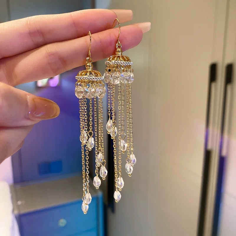 Silver Needle Fashion Crystal Diamond Flower Tassel Earrings Personalized Design Pearl Earrings Niche Temperament Earrings for Women