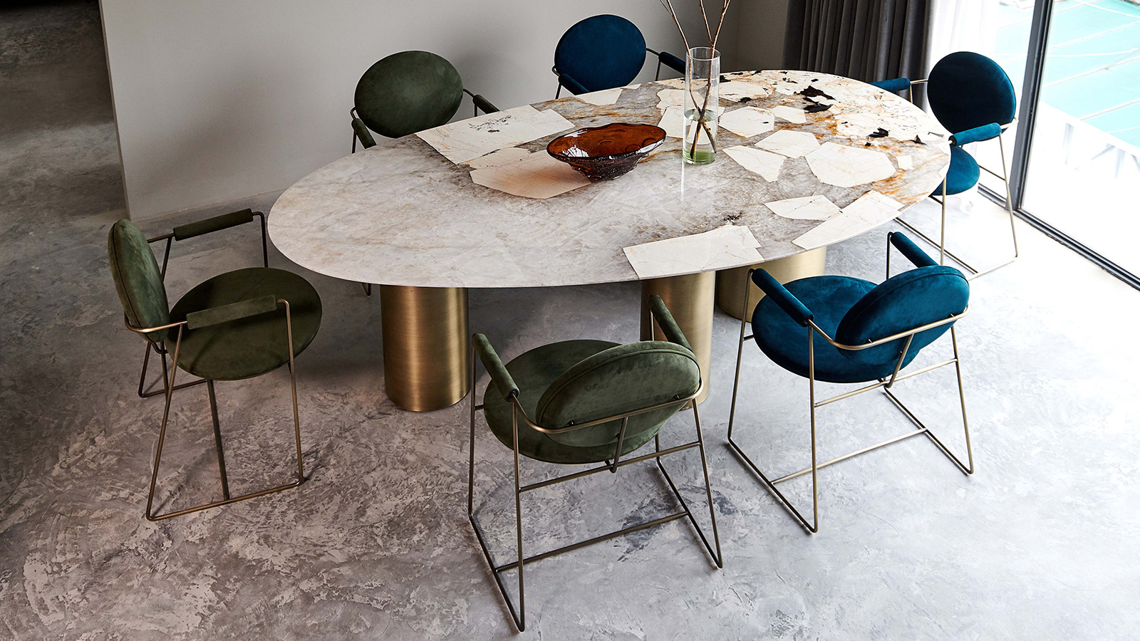 意大利现代椭圆形餐桌集精品石材高档工厂潘多拉石餐桌