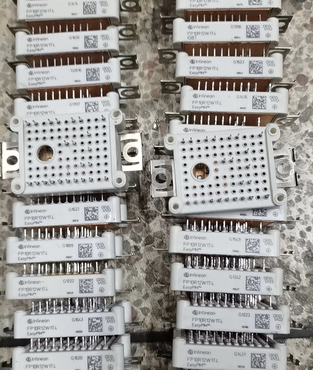 fp10r12w1t4 fp10r12w1t3 fp10r12w1t4-b11 fp10r12w1t4-b3拆机