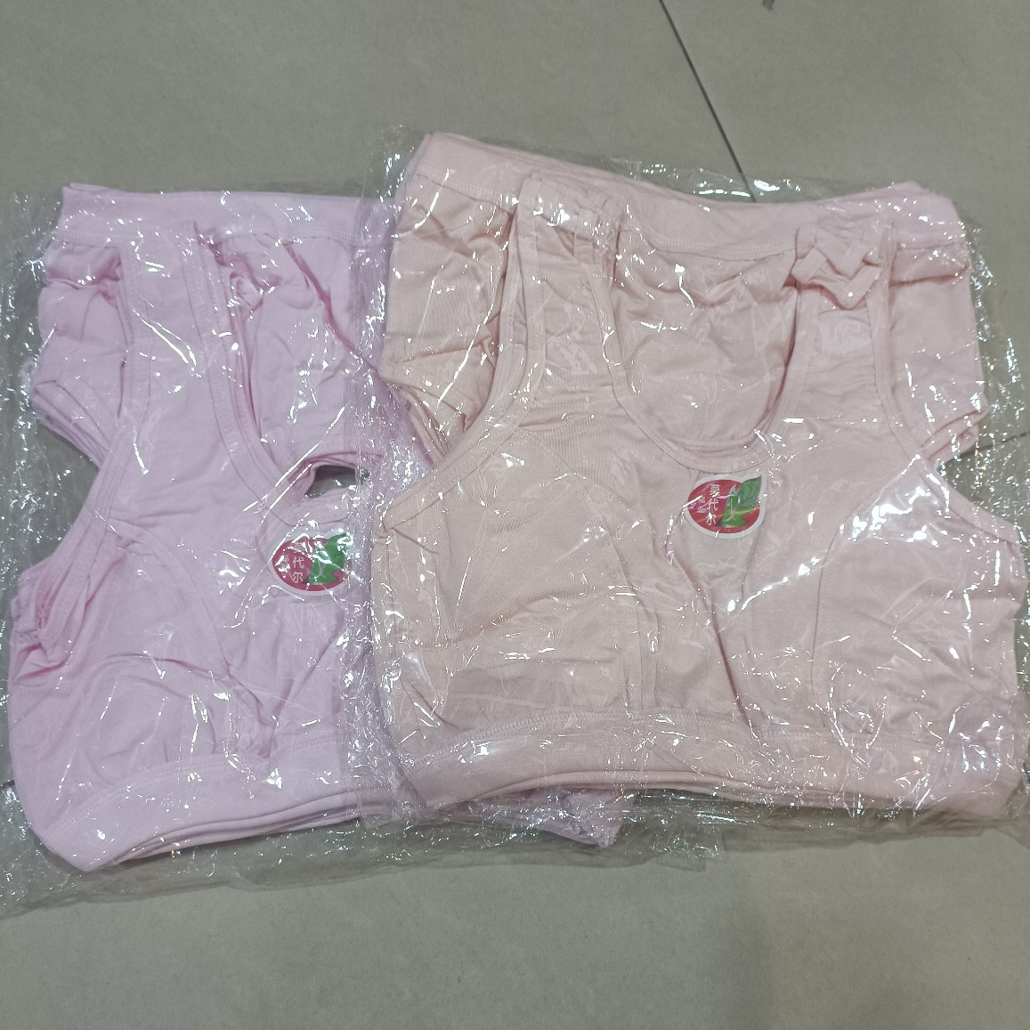 夏季中老年文胸无光圈全棉薄款大小码妈妈内衣女花背心