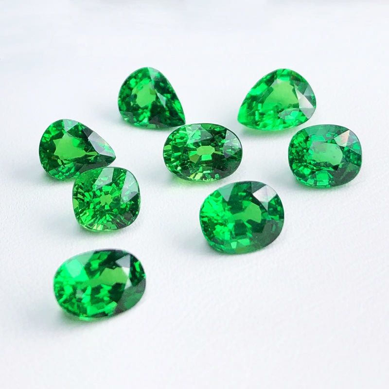 天然沙弗莱翠绿色石榴石刻面裸石1800元一克拉镶嵌18k金戒指吊坠4